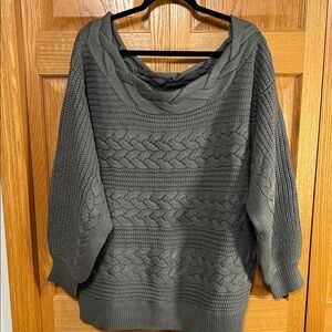 VENUS Gray Off-the-Shoulder Sweater